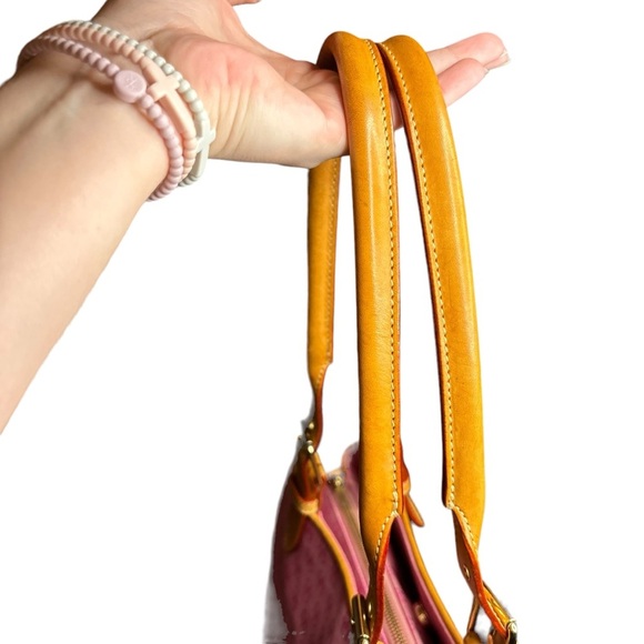 Dooney & Bourke Set DB Logo Canvas Leather w/Pouche and Card Holder Pink (3) - Picture 4 of 16